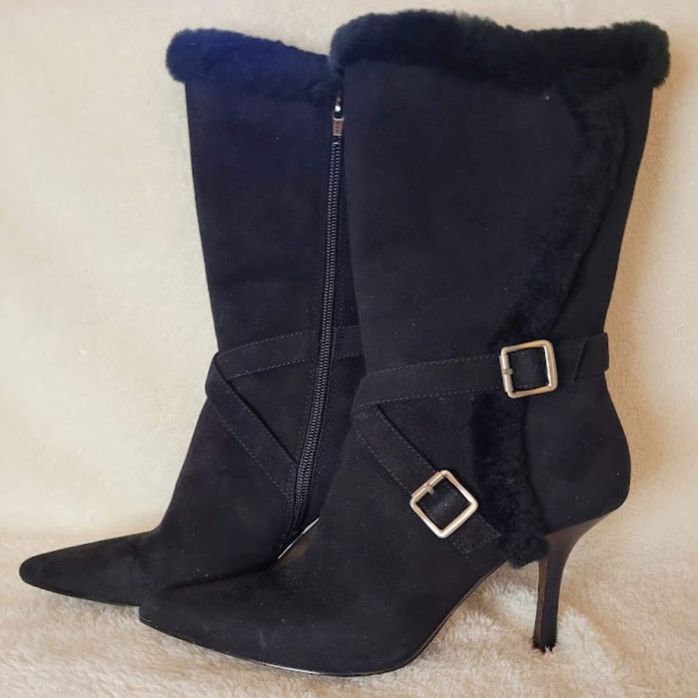 LIKE NEW Anne Klein AK Dwell Size 7.5 Black Suede Heeled Boots